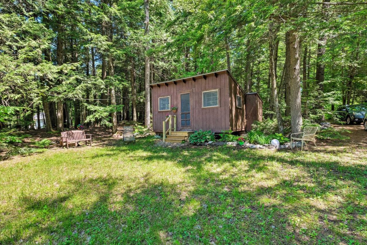 Villa Cozy Lakefront Madison Cabin With Dock And Kayaks Extérieur photo